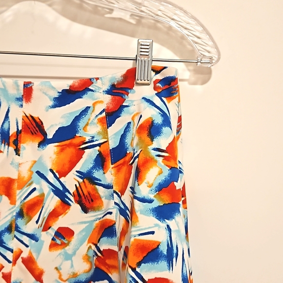 BCBGENERATION Abstract print multicolor mini skirt size 6 color swatches NWT - Picture 5 of 6